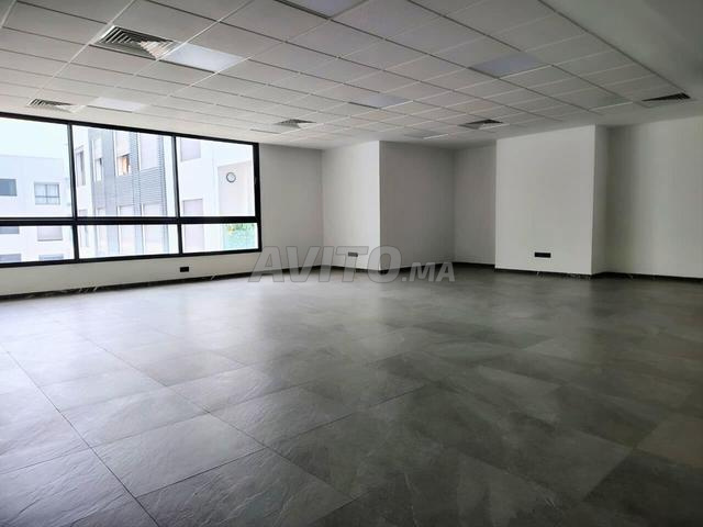 مكتب للإيجار في سيدي معروف - 2