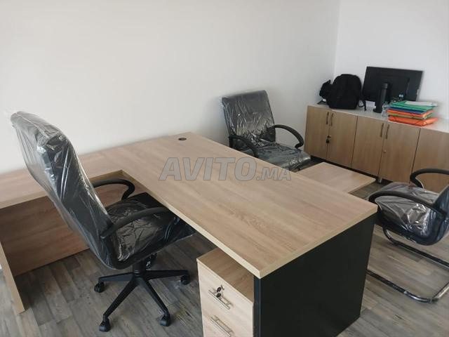 Bureau avec retour et caisson en bonne qualité - 2