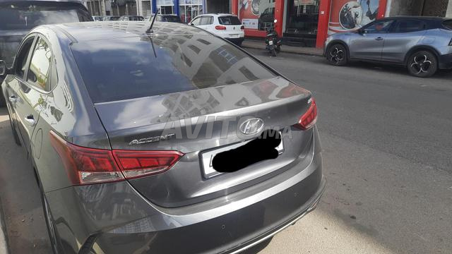 Hyandai Accent automatique gris souris à vendre - 2