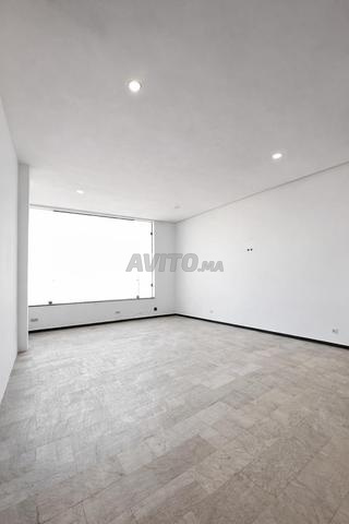 مكاتب للإيجار - عين السبع - 2