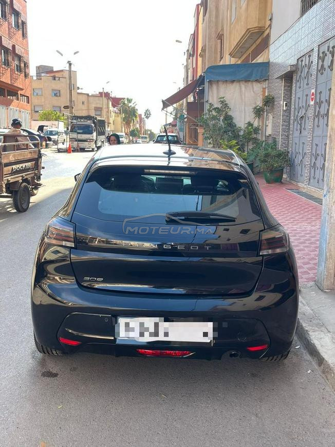 peugeot 208 noir