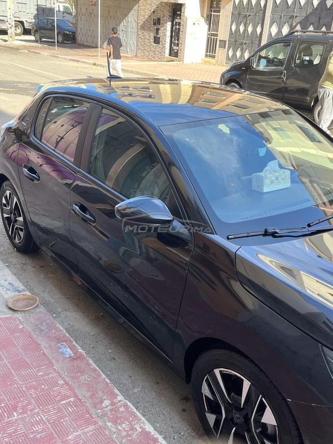 peugeot 208 noir