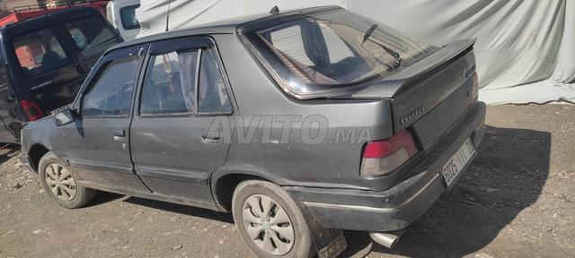 سيارة للبيع لي بغا مرحبا