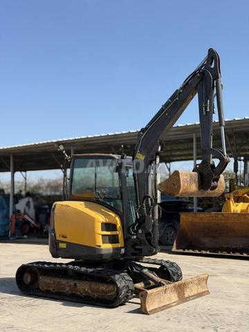 Mini pelle Volvo - 2