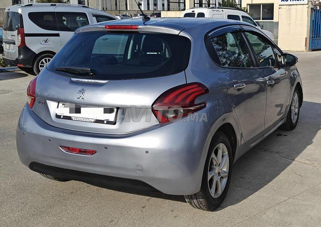 بيجو 208 ديزل يدوي 2019 في المحمدية - 2