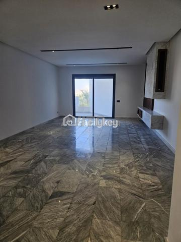 Appartement de 147 m² à Dar Bouazza - 2