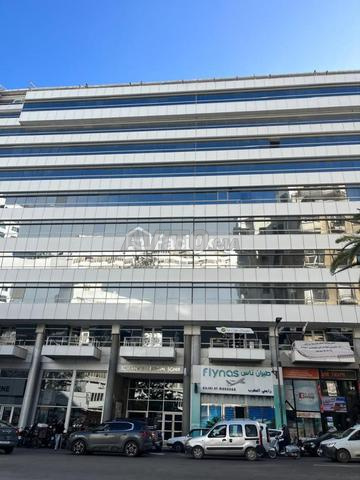 مكتب بمساحة 100 متر مربع في الدار البيضاء - 2