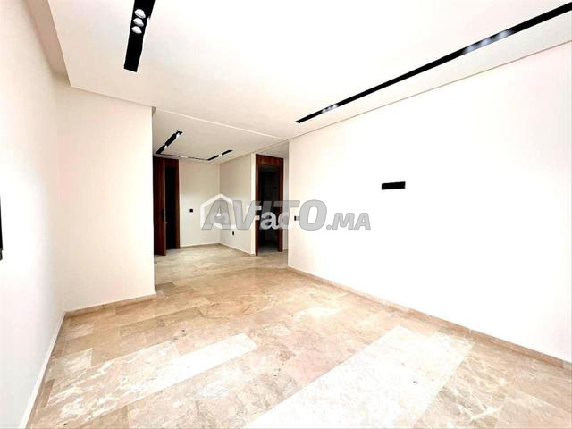 شقة بمساحة 78 متر مربع في الدار البيضاء - 2