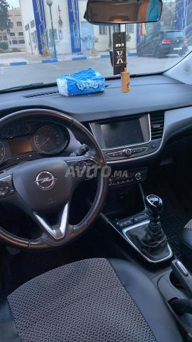 Opel Crossland Diesel Manuelle 2024 à Oujda - 2