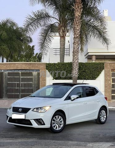 سيات إيبيزا إيسنس يدوية 2021 في سلا - 2