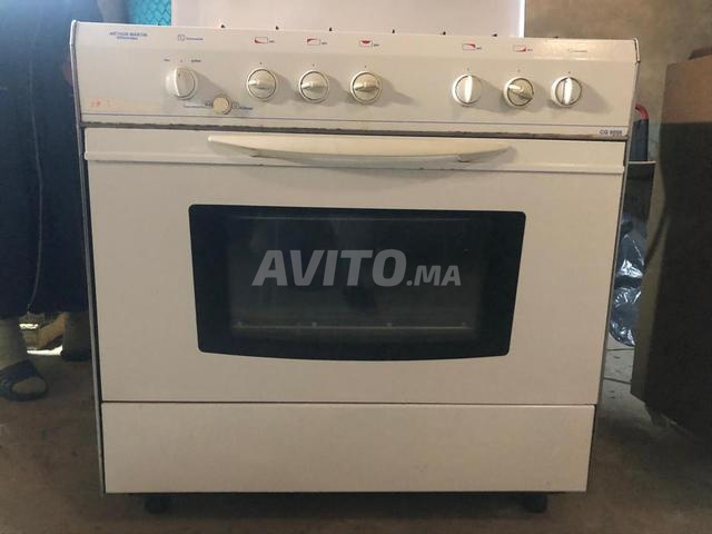 Cuisinière ARTHUR MARTIN