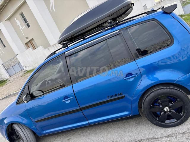 Volkswagen Touran Diesel - 2