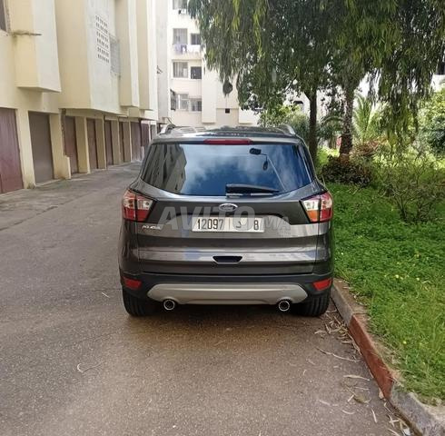 Ford Kuga Diesel Manuelle 2017 à Casablanca - 2