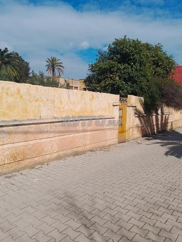 فيلا للبيع مع امكانية الهدم و التعويض با موبلات