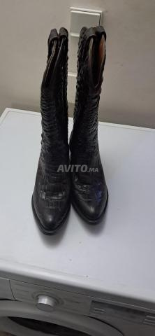 بوتاس خاكا حذاء عتيق (أحذية عتيقة) - 2