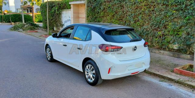 أوبل كورسا إيس 6 حصان يدوي 40000 كم خاص w