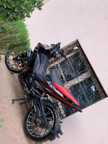 Docker Fames Modèle 2024 (Mois 9) – Neuf – 13k km - 2