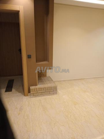 شقة جديدة جميلة للإيجار - 2