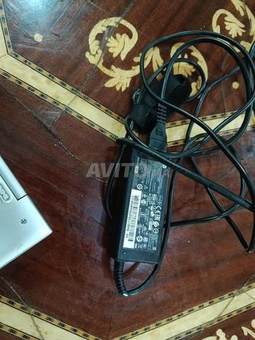 باقي نقي مع كابل شاحن أصلي - 2