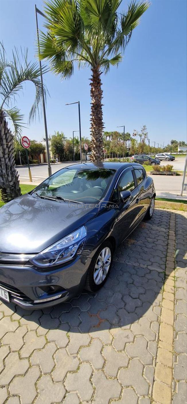 clio 4 سيارة في حالة جيدة 