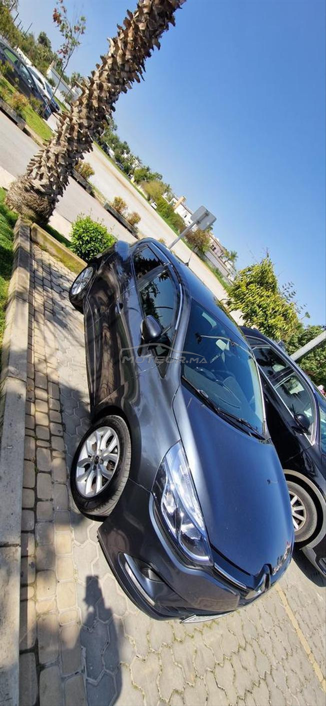clio 4 سيارة في حالة جيدة 