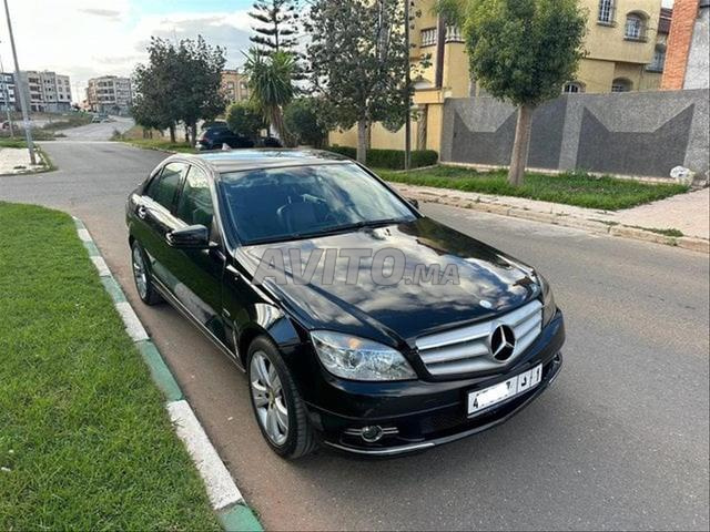 Mercedes-Benz 220 Diesel Automatique 2009 - 2