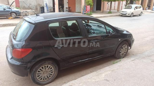 Peugeot 307 Essence Manuelle 2001 à Marrakech - 2
