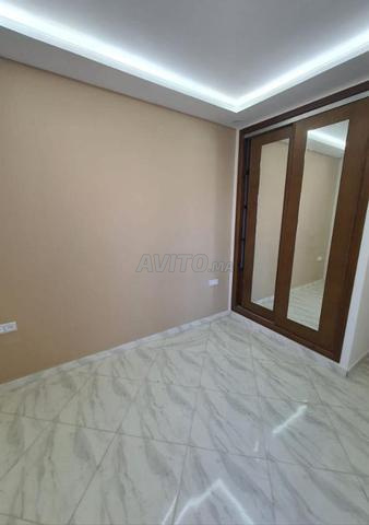 Studio neuf dans une immeuble familiale