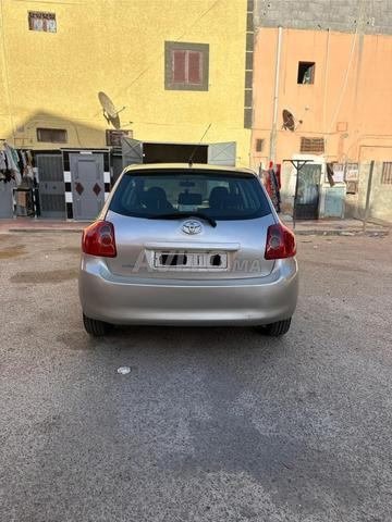 Toyota Essence Manuelle 2009 à Laâyoune - 2