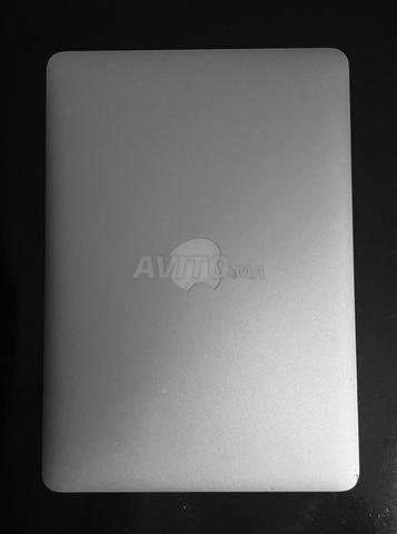 MacBook Pro Retina 13 2015 - حالة جيدة جدا - 2