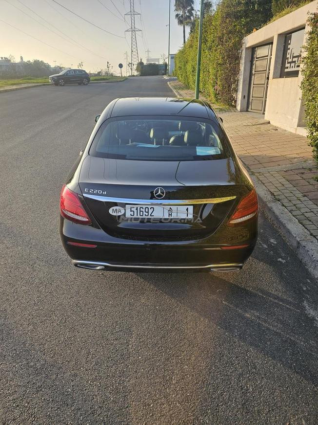 Très belle voiture 