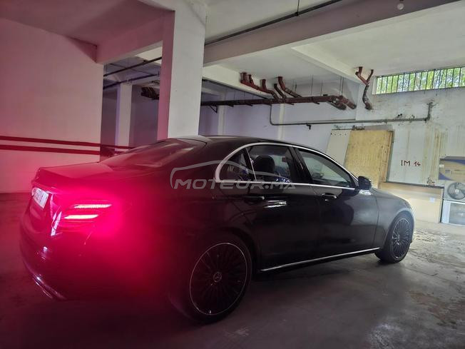 Très belle voiture 