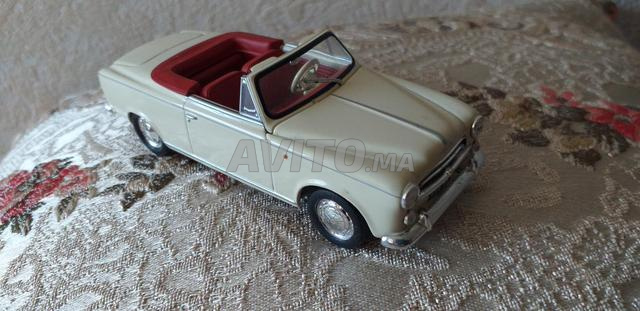 voiture de collection 1/18 et 1/43