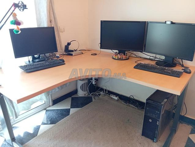 مكتب للبيع