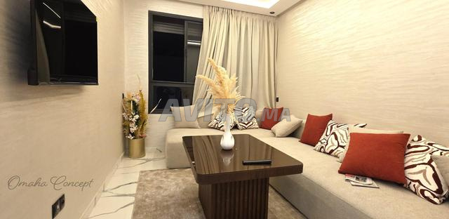 شقة جديدة مفروشة 3 غرف نوم وصالون الطابق الخامس 80م2 كراج المعارف