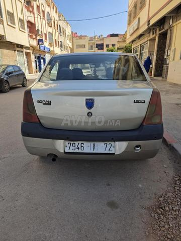 Logane très bon état - 2