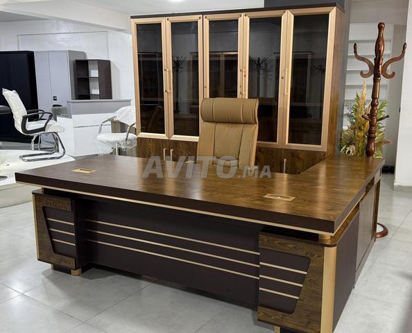 مكاتب وكراسي وخزائن مكتبية متوفرة - 2