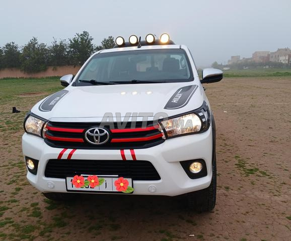 تويوتا هايلوكس 4 أبواب - 2