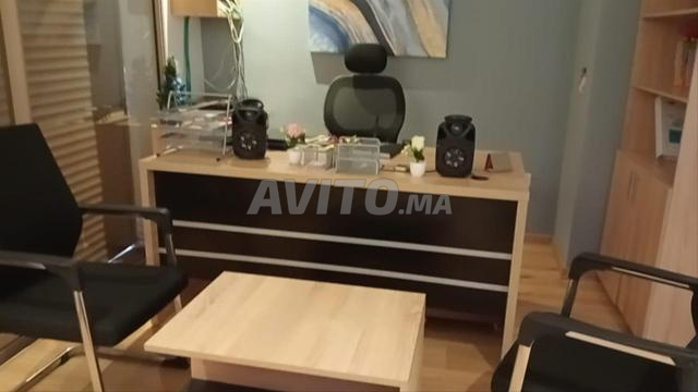 مكتب تصميم عصري من خشب MDF