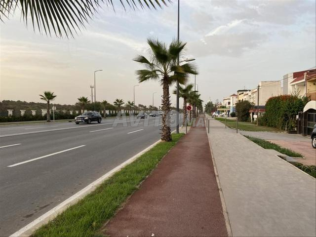 أرض كبيرة في الهرهورة بجانب البحر - 2