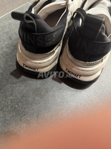 الأحذية مقاس 33 34