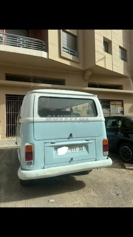 فولكس فاجن كومبي بنزين يدوي 1980 في مراكش - 2