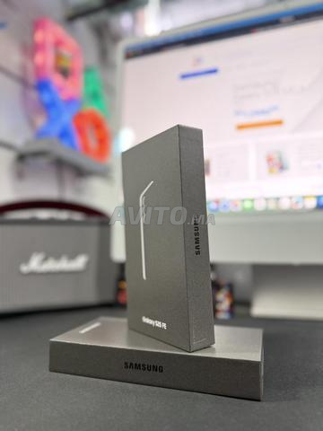 Samsung S25 FE 8GB / 256GB Black Neuf - 2