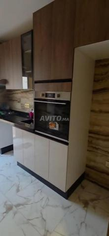 شقة فخمة للكراء طنجة حي أهلا 3غرف نوم - 2