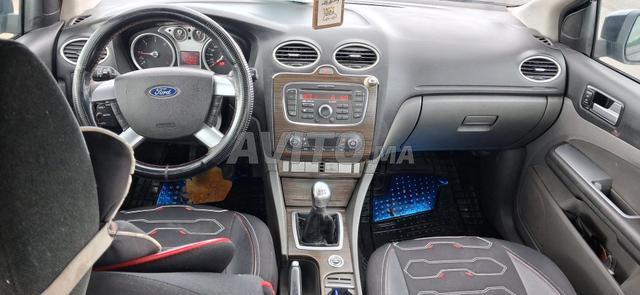 Ford focus ghia 2011 - 2