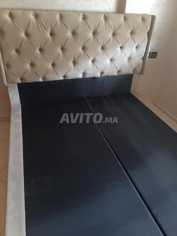 Lit avec matelas - 2