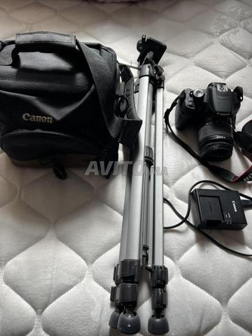 Canon 1200D في حالة جيدة جدا، ونادرا ما استخدم