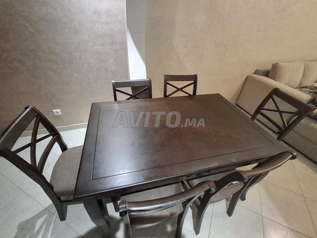 طاولة طعام 140/90 تم شراؤها بـ 5000 درهم - 2