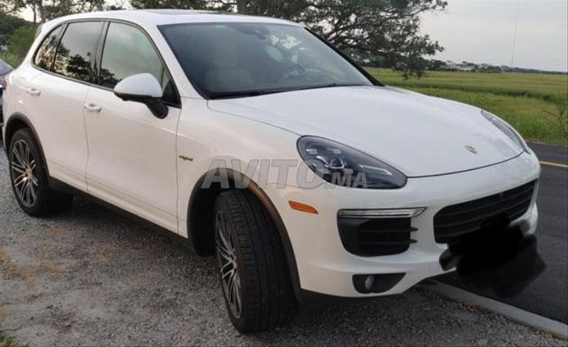 Porsche Cayenne Hybride Automatique 2016 à Rabat - 2