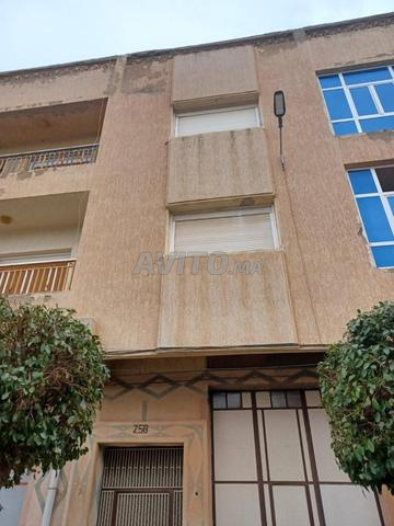 منزل كبير على طابقين مع مرآب كبير - 2